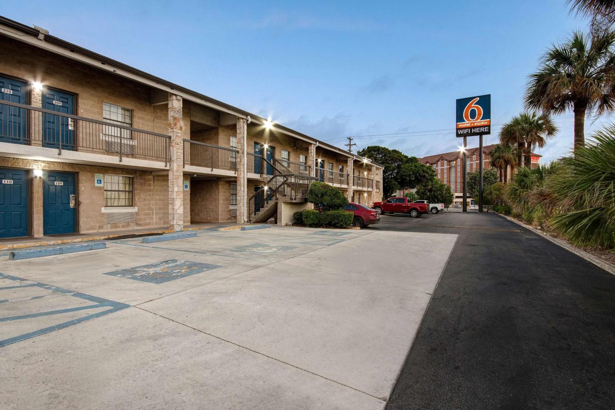 Motel 6-San Antonio, Tx - Northwest Medical Center Εξωτερικό φωτογραφία